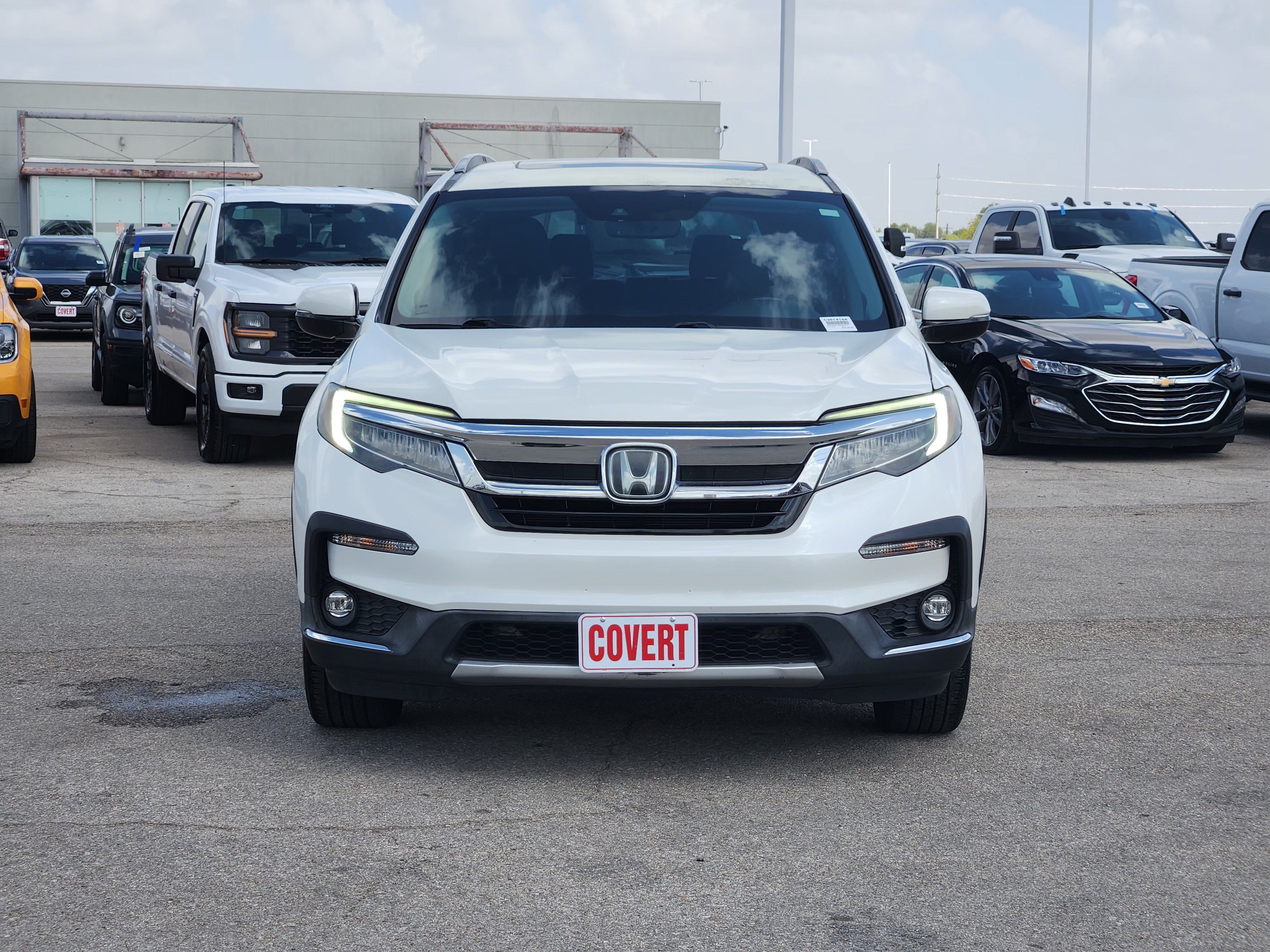 Used 2021 Honda Pilot Touring image 2
