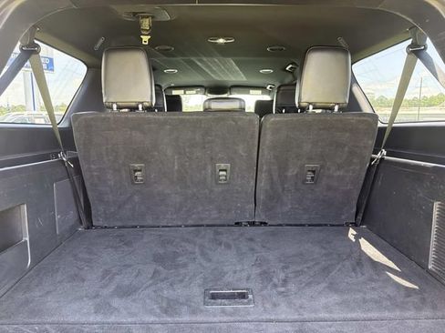Used 2019 Ford Expedition Max Limited RWD image 17
