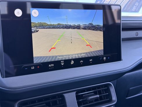 New 2025 Ford Maverick XL image 40