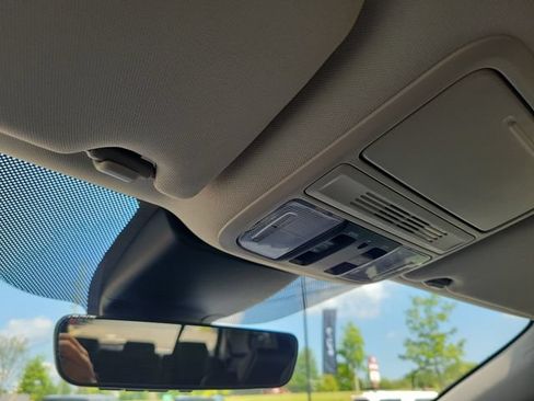 Certified 2025 Honda Odyssey Touring image 32