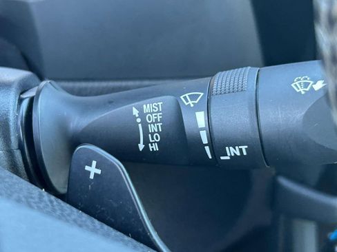 Used 2015 Toyota Corolla S image 22