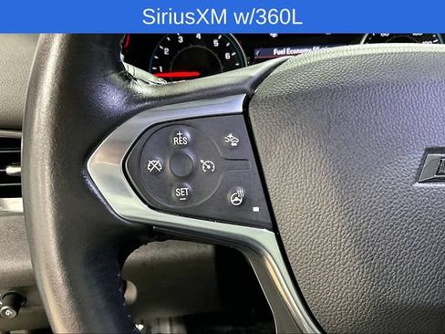 Used 2020 Chevrolet Traverse RS AWD/4WD image 14