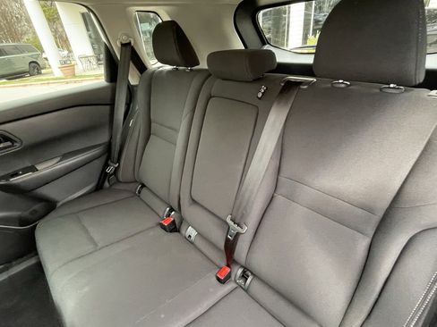 Used 2024 Nissan Rogue S image 23