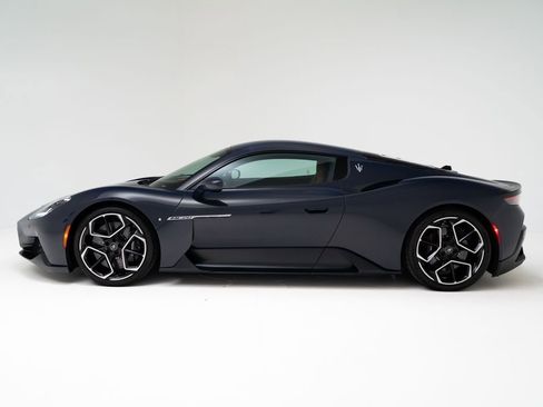 Used 2023 Maserati MC20 Coupe RWD image 6