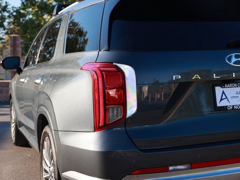 Used 2024 Hyundai Palisade Calligraphy FWD image 16
