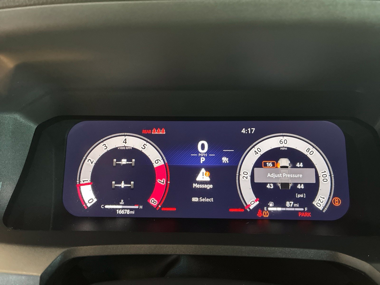 Used 2025 Toyota Tacoma TRD Off-Road w/ TRD Off Road Upgrade Package AWD/4WD image 21
