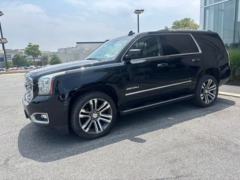 Used 2018 GMC Yukon Denali w/ Denali Ultimate Package AWD/4WD image 1