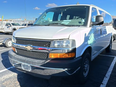 Used 2016 Chevrolet Express 3500 LT w/ LT Preferred Equipment Group image 3