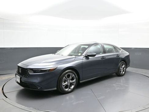 Certified 2023 Honda Accord EX image 10