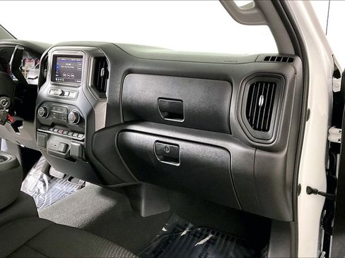 Used 2021 Chevrolet Silverado 1500 Custom image 16