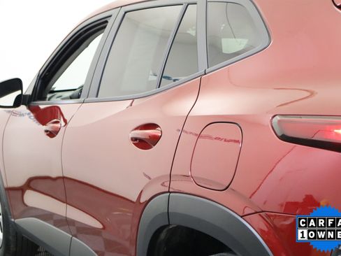 Certified 2025 Chevrolet Trax LS image 10