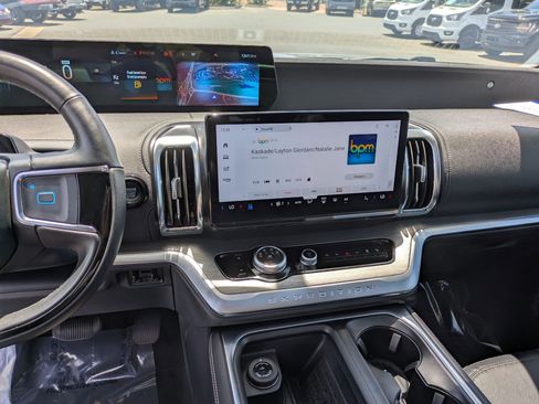 Certified 2025 Ford Expedition Platinum AWD/4WD image 27