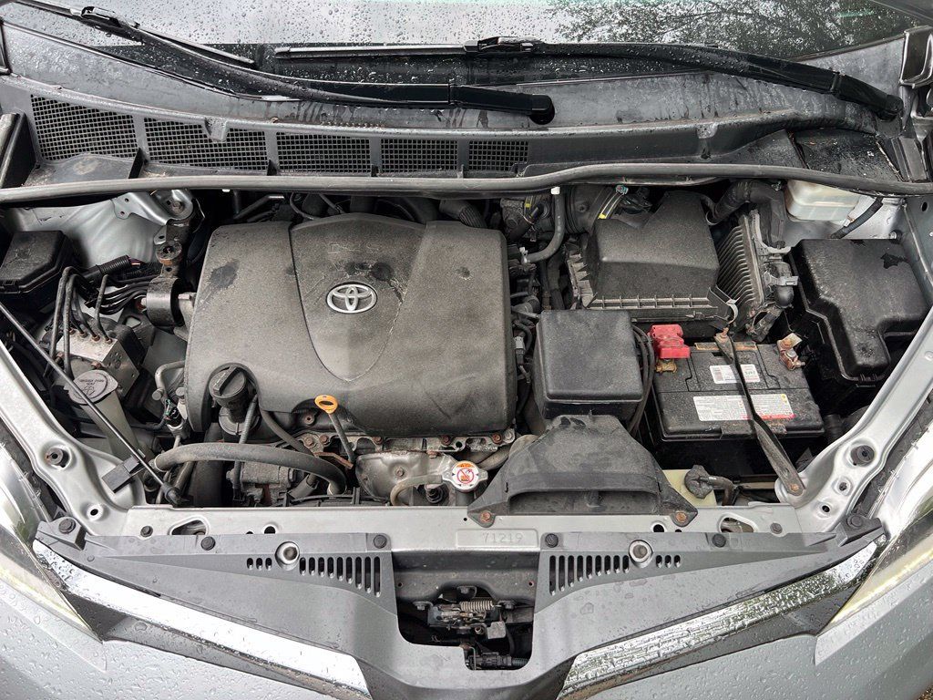 Used 2020 Toyota Sienna XLE AWD/4WD image 39