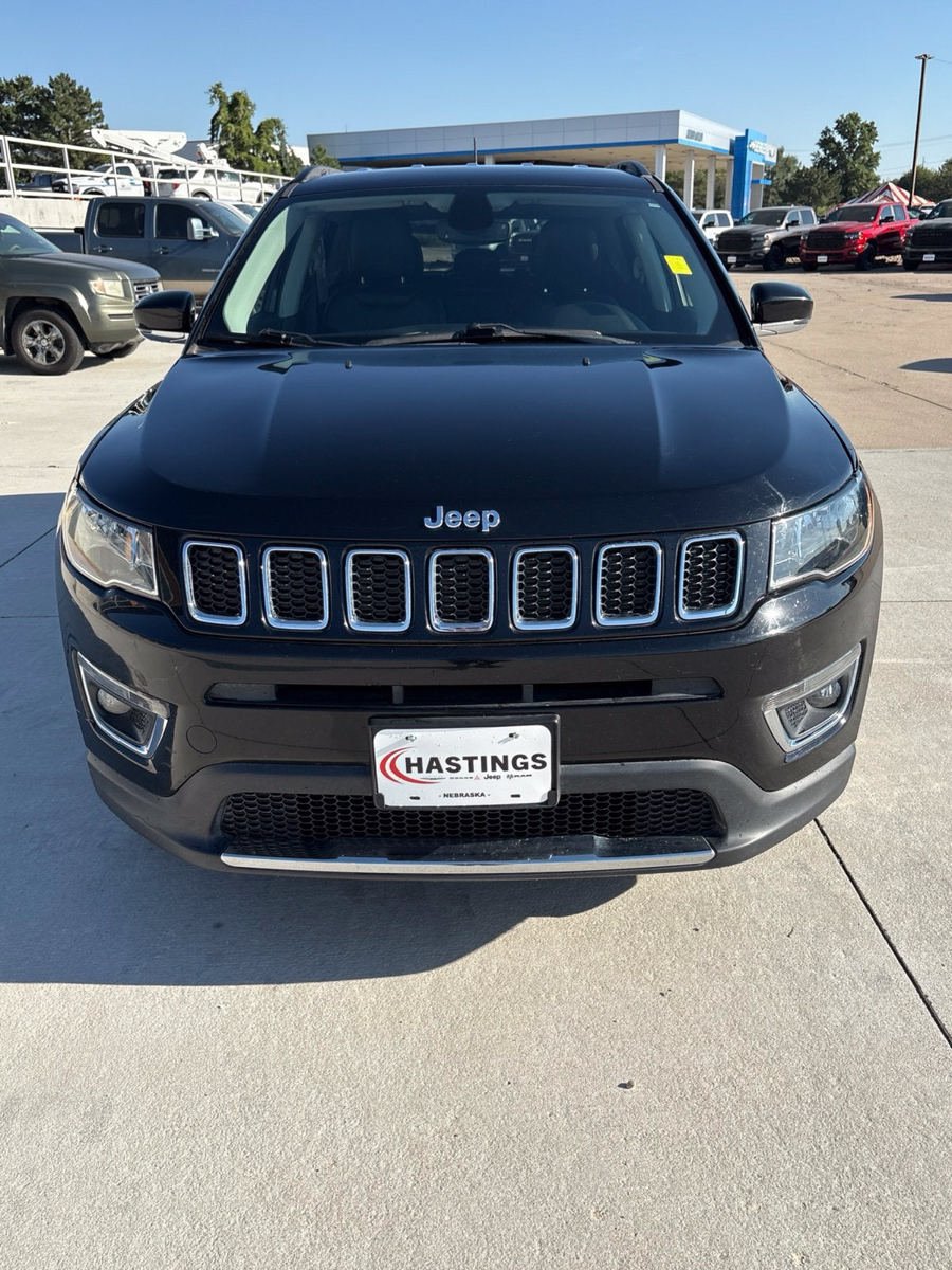 Used 2019 Jeep Compass Limited AWD/4WD image 8