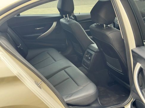 Used 2013 BMW 320i xDrive Sedan image 24