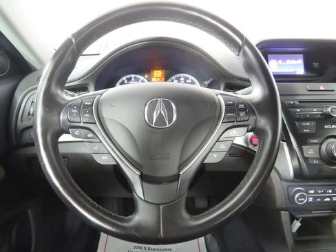 Used 2018 Acura ILX image 13