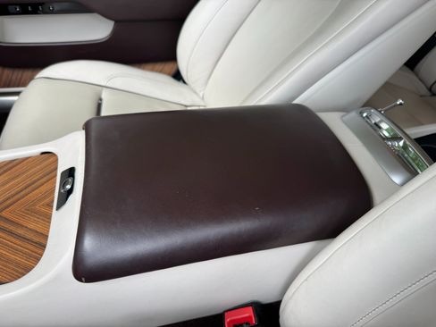 Used 2017 Rolls-Royce Wraith RWD image 50