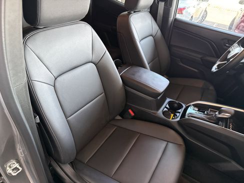 Used 2026 Chevrolet Colorado LT w/ LT Convenience Package image 15