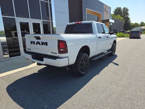 Used 2026 RAM 2500 Big Horn AWD/4WD image 7