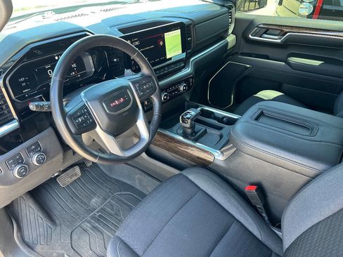 Used 2022 GMC Sierra 1500 Elevation w/ LPO, Elevation Black Package AWD/4WD image 16