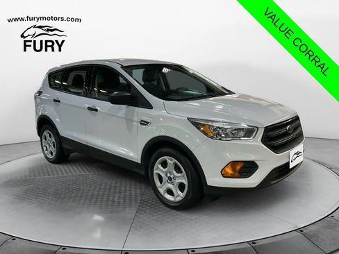 Used 2017 Ford Escape S FWD image 1