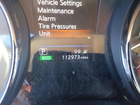 Used 2020 Nissan Rogue SV FWD image 16
