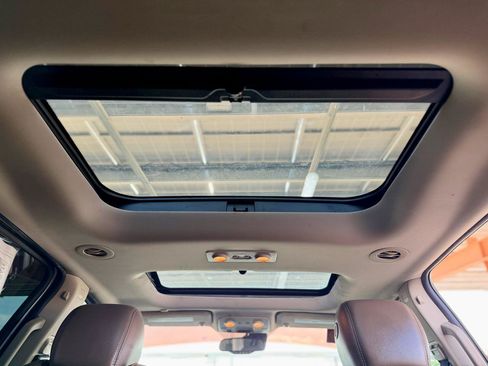 Used 2016 GMC Acadia SLT w/ Premium Edition FWD image 23
