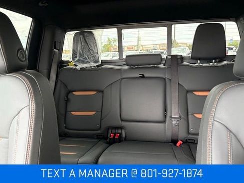 New 2026 GMC Sierra 1500 AT4 w/ AT4 Premium Package AWD/4WD image 15