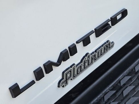 New 2026 RAM 3500 Limited image 15