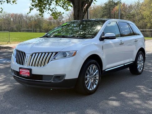Used 2015 Lincoln MKX AWD w/ Equipment Group 102A image 1