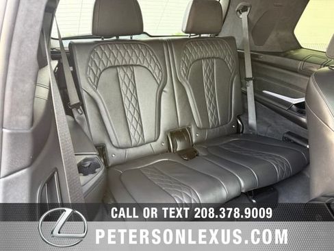 Used 2024 BMW X7 M60i AWD/4WD image 19