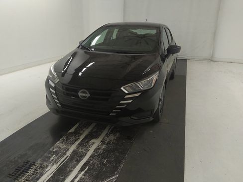 Used 2024 Nissan Versa S w/ S Plus Package FWD image 15