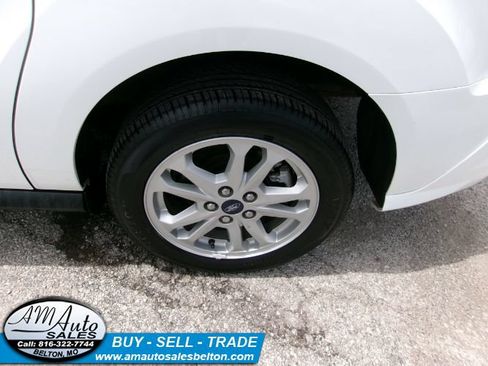 Used 2019 Ford Transit Connect XLT w/ Trailer Tow Package FWD image 24