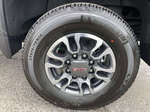 New 2026 GMC Sierra 2500 SLT w/ SLT Convenience Package AWD/4WD image 10