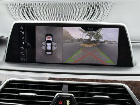 Used 2016 BMW 750i xDrive AWD/4WD image 4