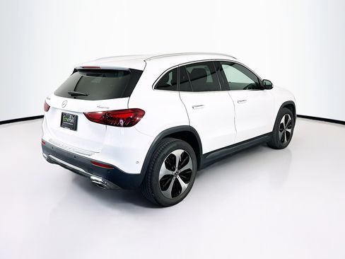 Used 2025 Mercedes-Benz GLA 250 4MATIC image 9
