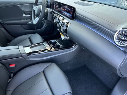 New 2025 Mercedes-Benz CLA 250 4MATIC image 16