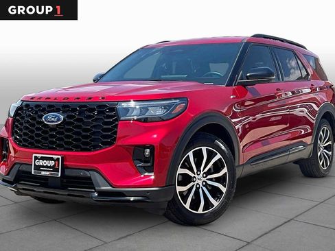 Used 2026 Ford Explorer ST-Line w/ Premium Package RWD image 1