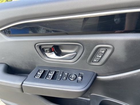 Used 2025 Honda Pilot EX-L image 48
