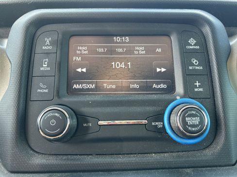 Certified 2020 Jeep Wrangler Sport AWD/4WD image 14