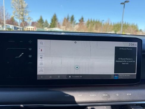 Used 2024 Kia EV9 Land image 16