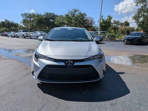 Used 2026 Toyota Corolla LE FWD image 9
