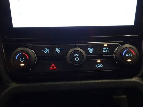 Certified 2025 Ford Ranger Raptor AWD/4WD image 35