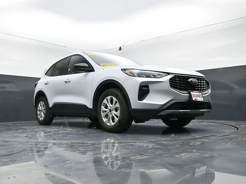 Used 2025 Ford Escape Active image 44