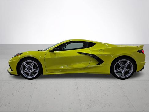 Used 2021 Chevrolet Corvette Stingray Premium Cpe w/ Z51 Performance Package RWD image 14