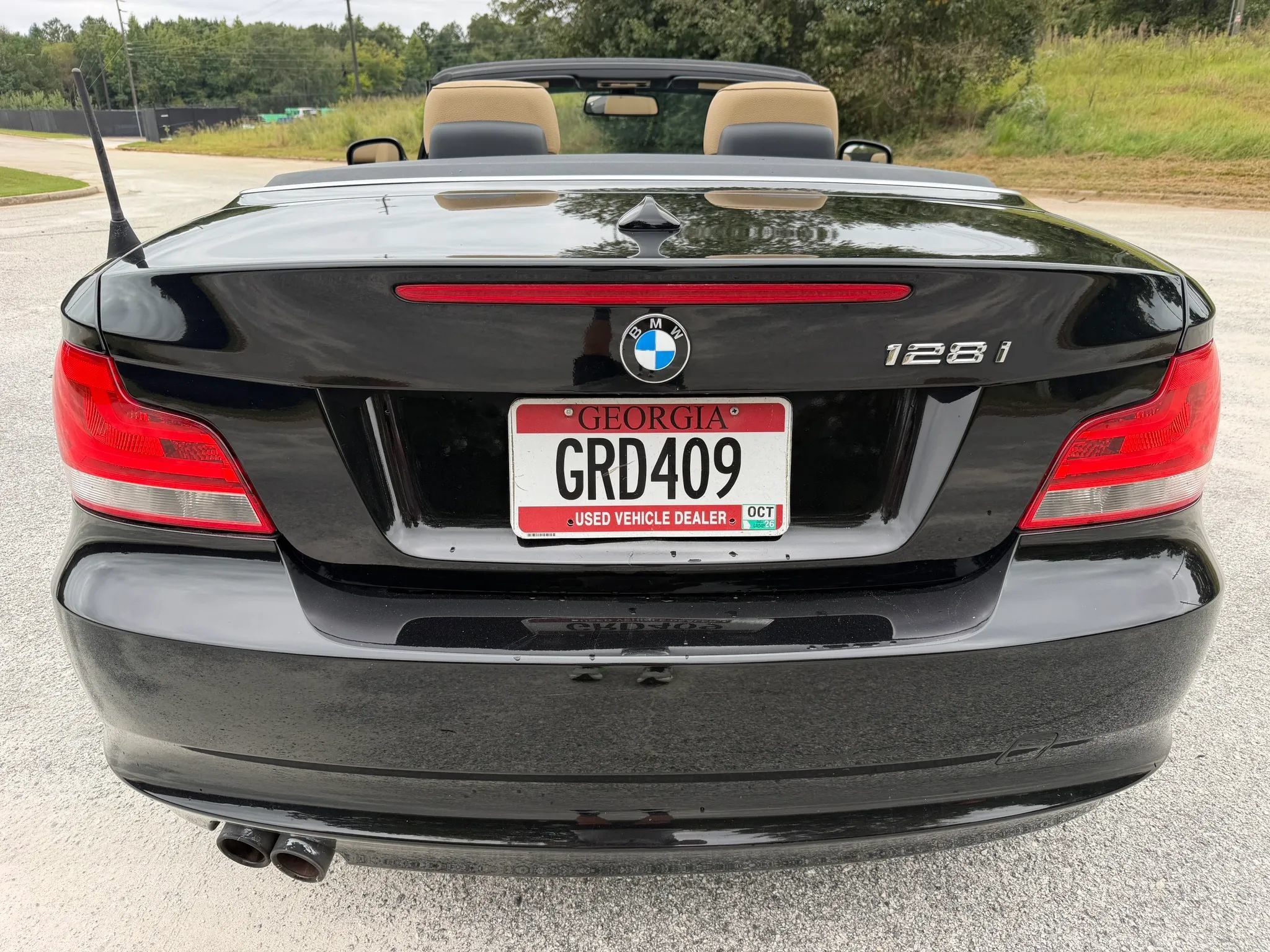 Used 2013 BMW 128i Convertible RWD image 4