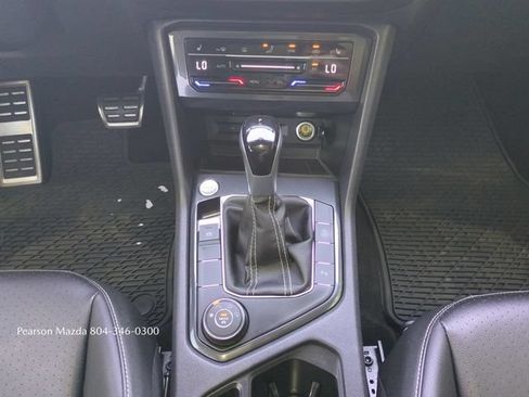 Used 2024 Volkswagen Tiguan SE R-Line AWD/4WD image 20