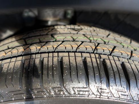 Certified 2024 Kia Sorento SX Prestige image 38