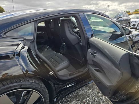 New 2026 Audi S e-tron GT Prestige image 14