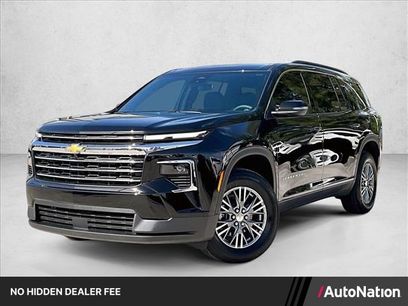 Used 2025 Chevrolet Traverse LT
